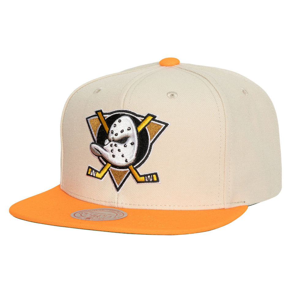 Mitchell & Ness Anaheim Ducks NHL Vintage Snapback Hat ( Off White / Neon Orange ) - Accessories