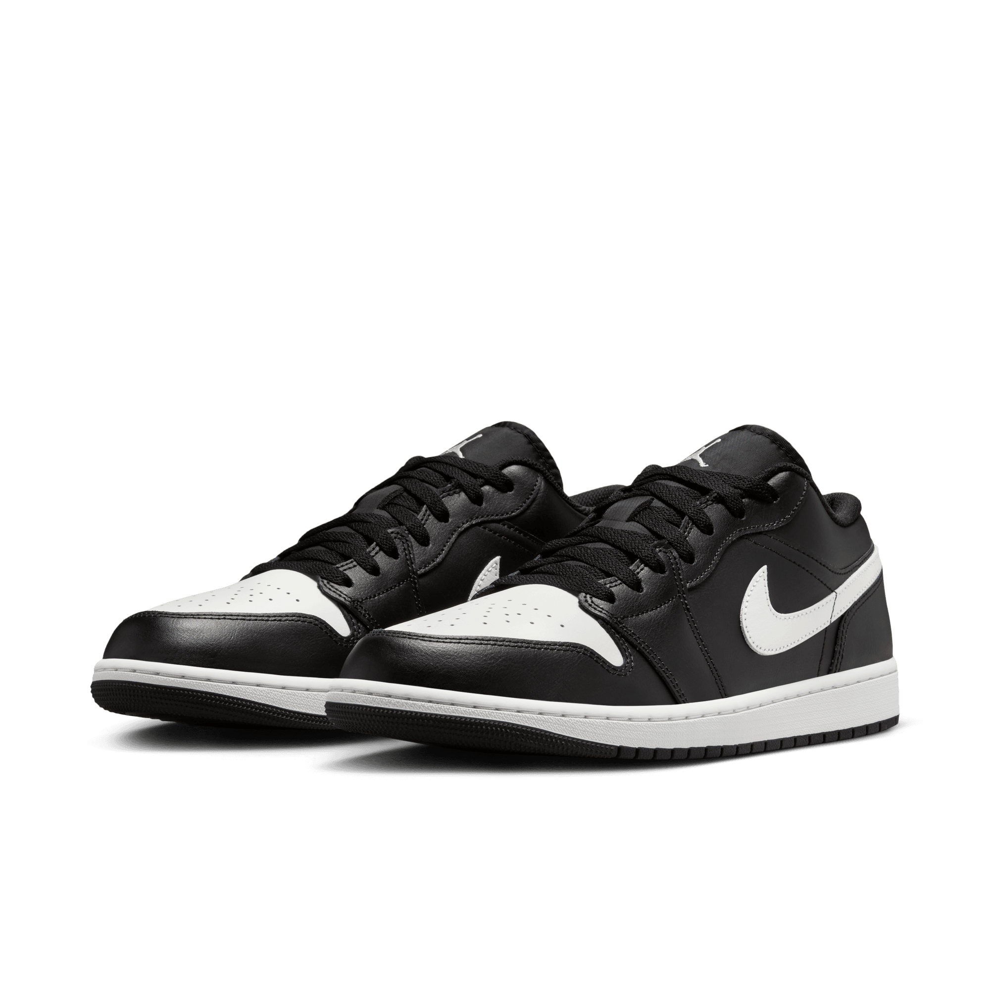 Air Jordan 1 Low (Black/Summit White) – Centre Air Jordan 1 Low (Black/Summit White) – Centre