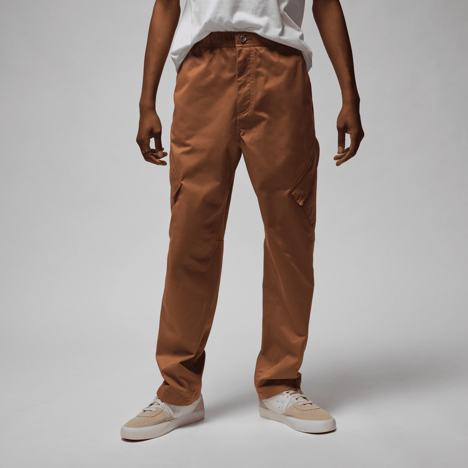 Jordan Essential Statement Chicago Cargo Pant (LT British Tan/Black) - Men's - Bottoms