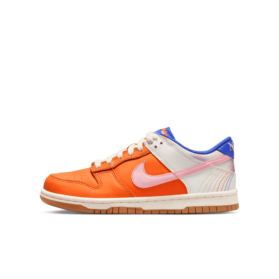 Nike Dunk Low SE GS (Safety Orange/Med Soft Pink-Sail) - Kids