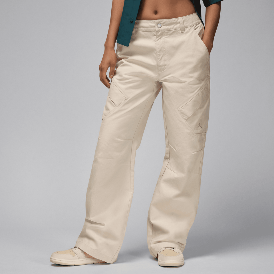Women's Jordan Chicago Pants (Legend Lt Brown) - jordan
