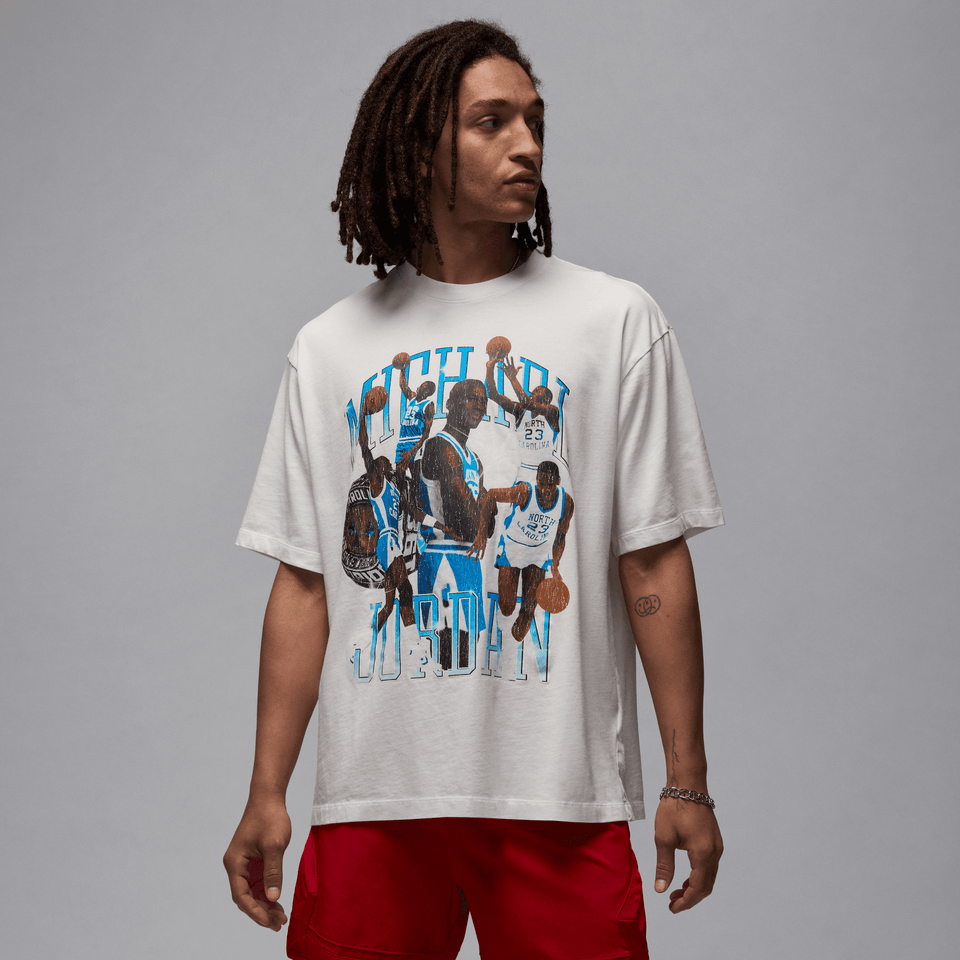 Jordan Flight Essentials Graphic T-Shirt (Sail/Black) - Jordan