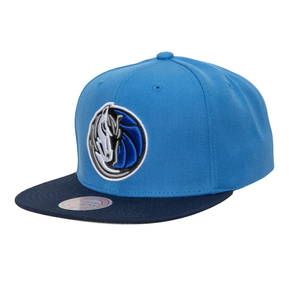 Mitchell & Ness Dallas Mavericks NBA 2 Tone 2.0 Snapback Hat ( Royal / Navy ) - Accessories