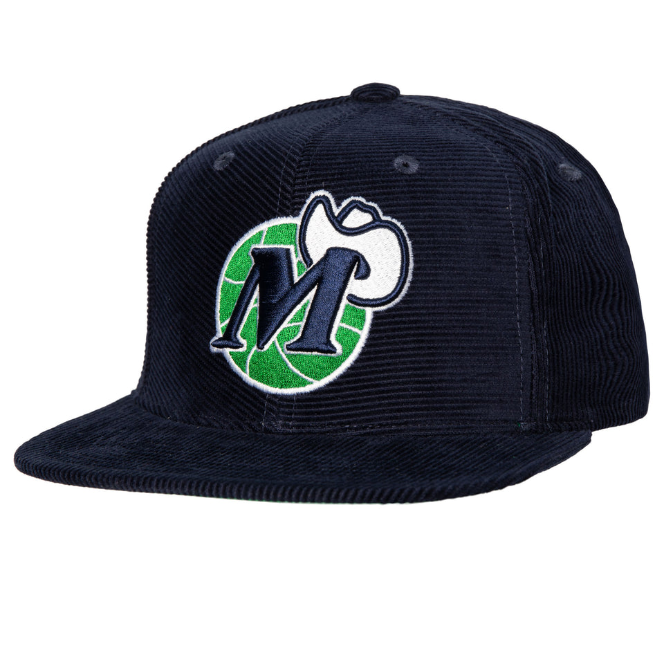 Mitchell & Ness Dallas Mavericks NBA Corduroy Hardwood Classics Snapback Hat ( Navy / Green ) - Products