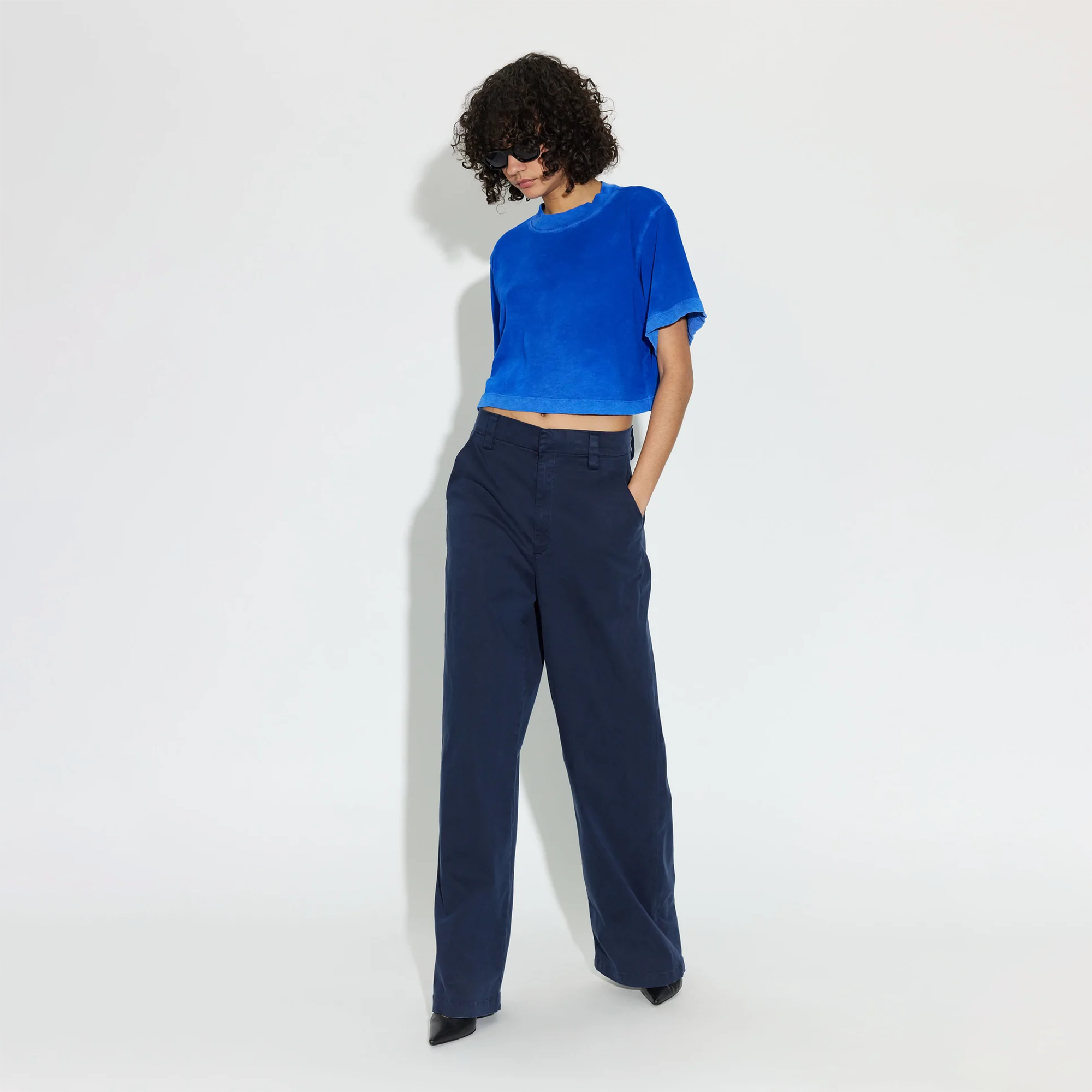 Cotton Citizen Women's Tokyo Crop Tee (Vintage Cobalt) – Centre Cotton Citizen Women's Tokyo Crop Tee (Vintage Cobalt) – Centre
