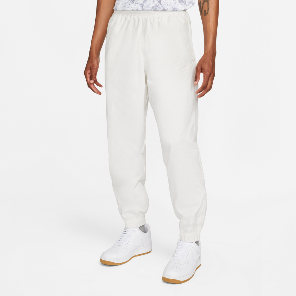 Nike Sportswear Solo Swoosh Woven Pants (Phantom/White) - Men's Bottoms