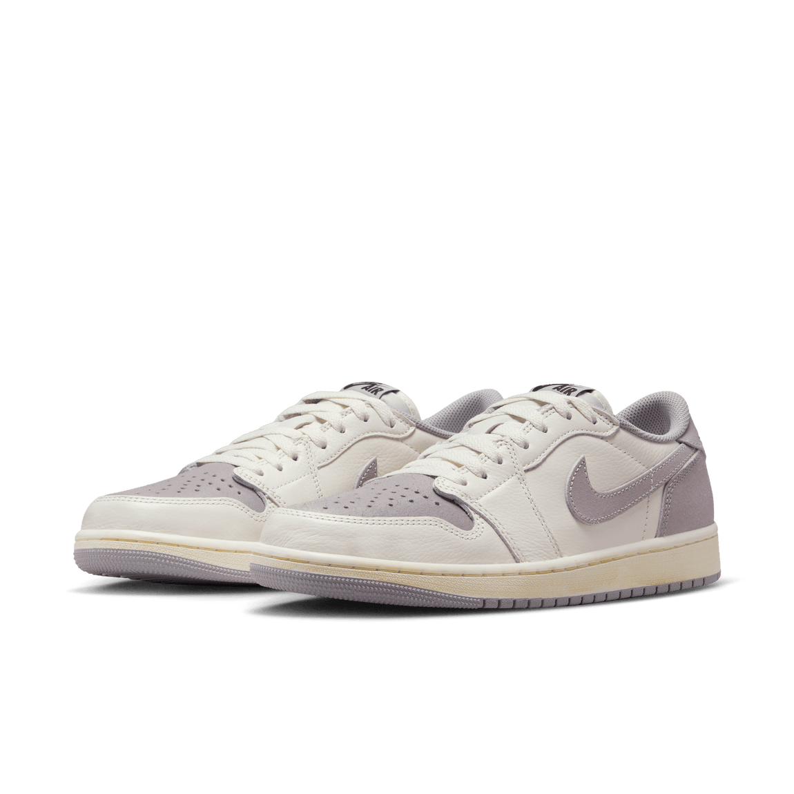 Air Jordan 1 Retro Low OG 