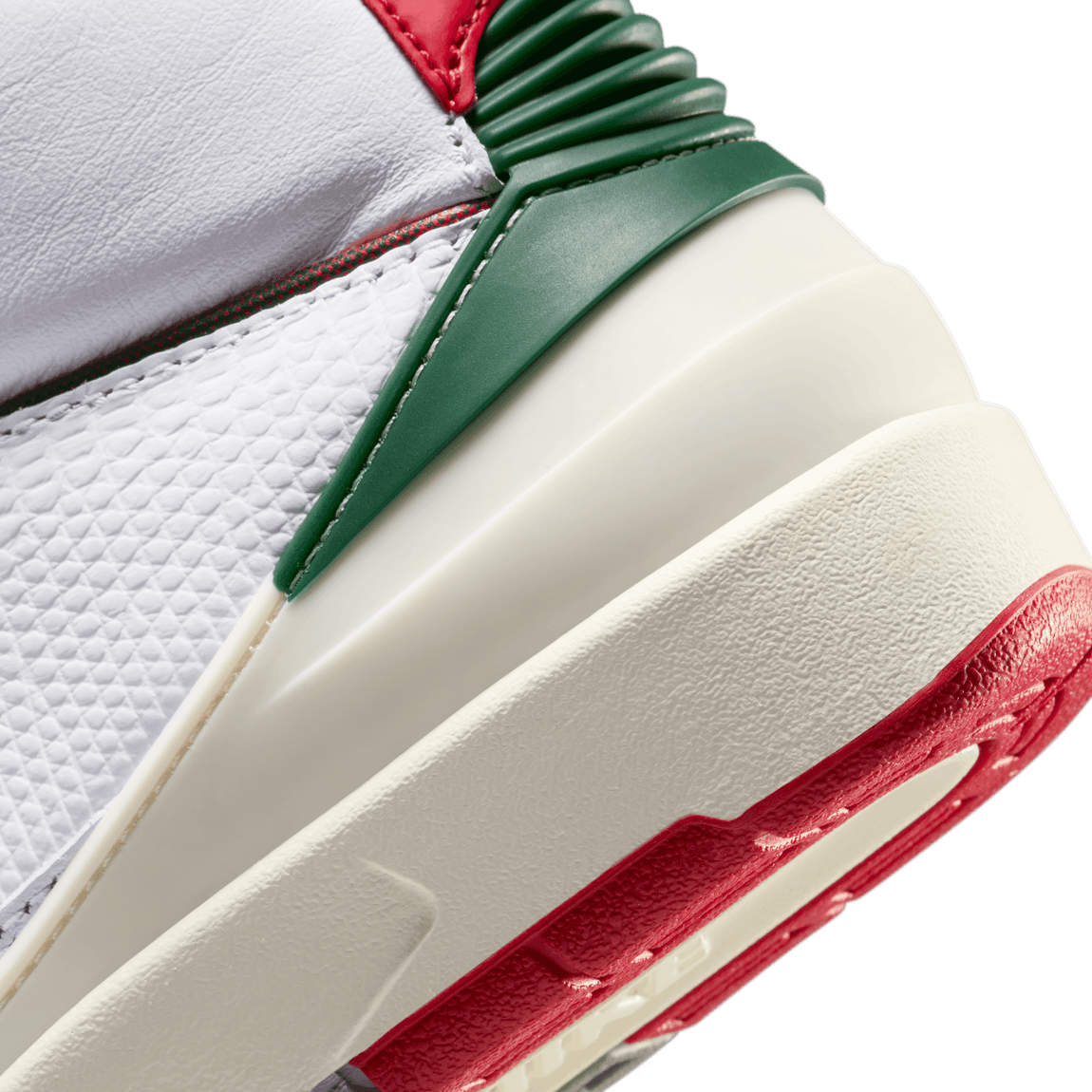 Air Jordan 2 Retro GS (White/Fire Red-Fir-Sail) - Air Jordan 2 Retro GS (White/Fire Red-Fir-Sail) - 