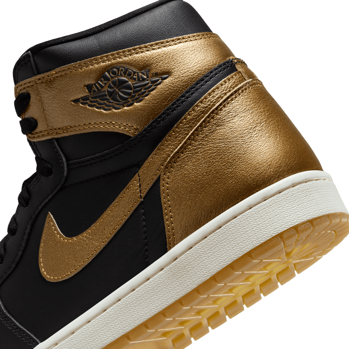 Air Jordan 1 Retro High OG Black and Gold Black Metallic Gold Sail Centre