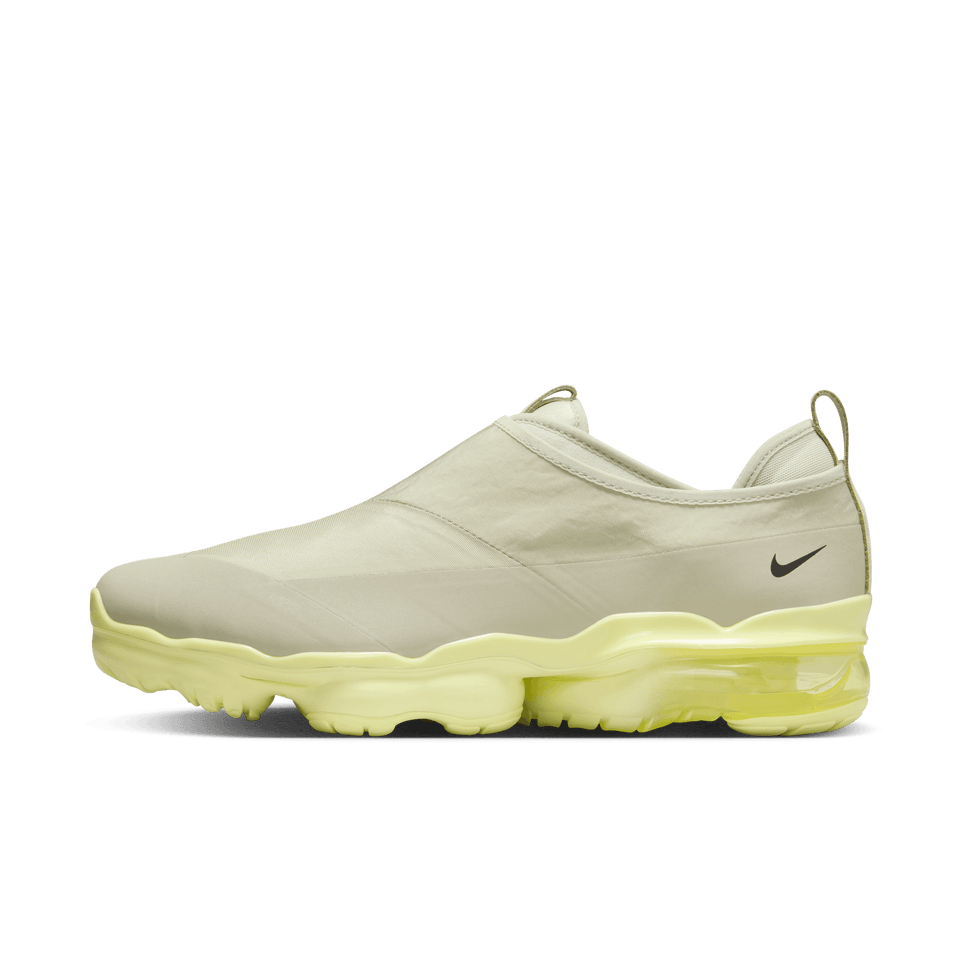 Pink beam vapormax top