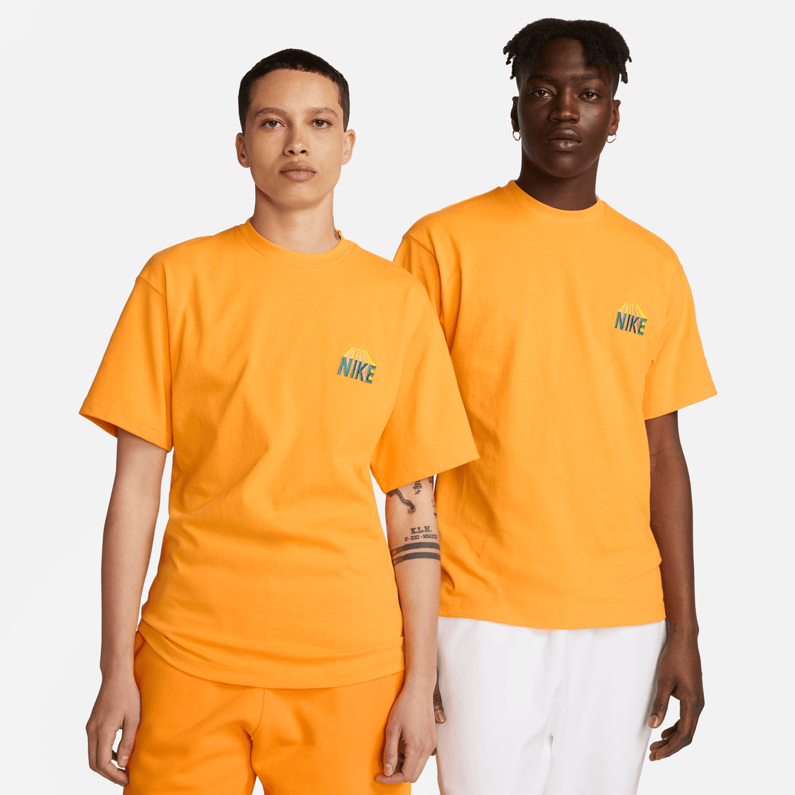 Nike Sunset Tee (Sundial) - Nike Sunset Tee (Sundial) - 