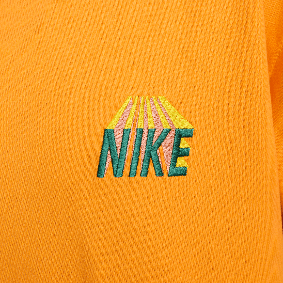 Nike Sunset Tee (Sundial) - Nike Sunset Tee (Sundial) - 