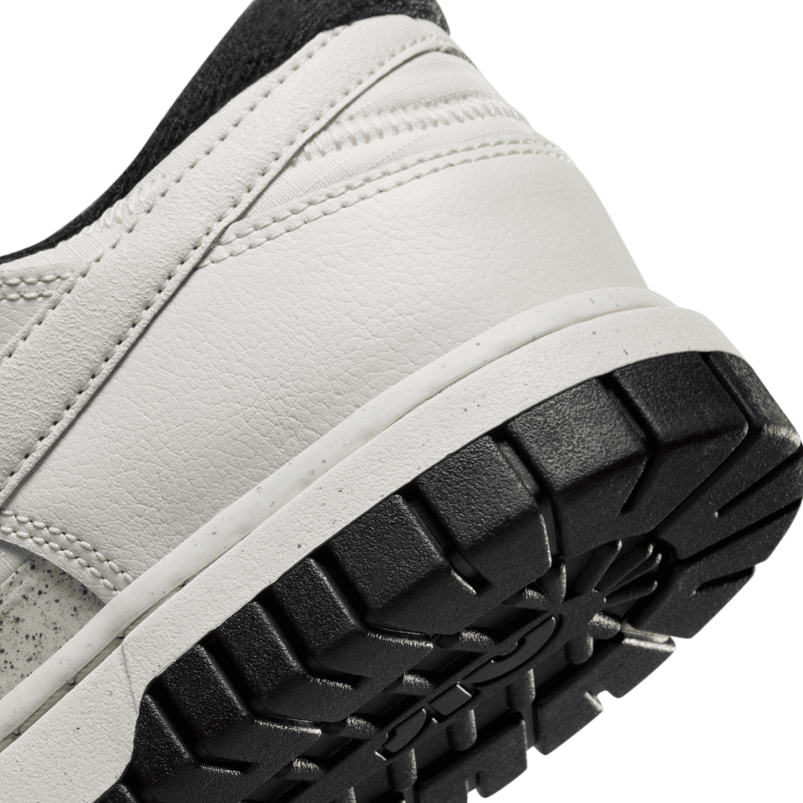 Nike Dunk Low Jumbo ( Phantom / Phantom / Black / Dark Russet ) - Nike Dunk Low Jumbo ( Phantom / Phantom / Black / Dark Russet ) - 