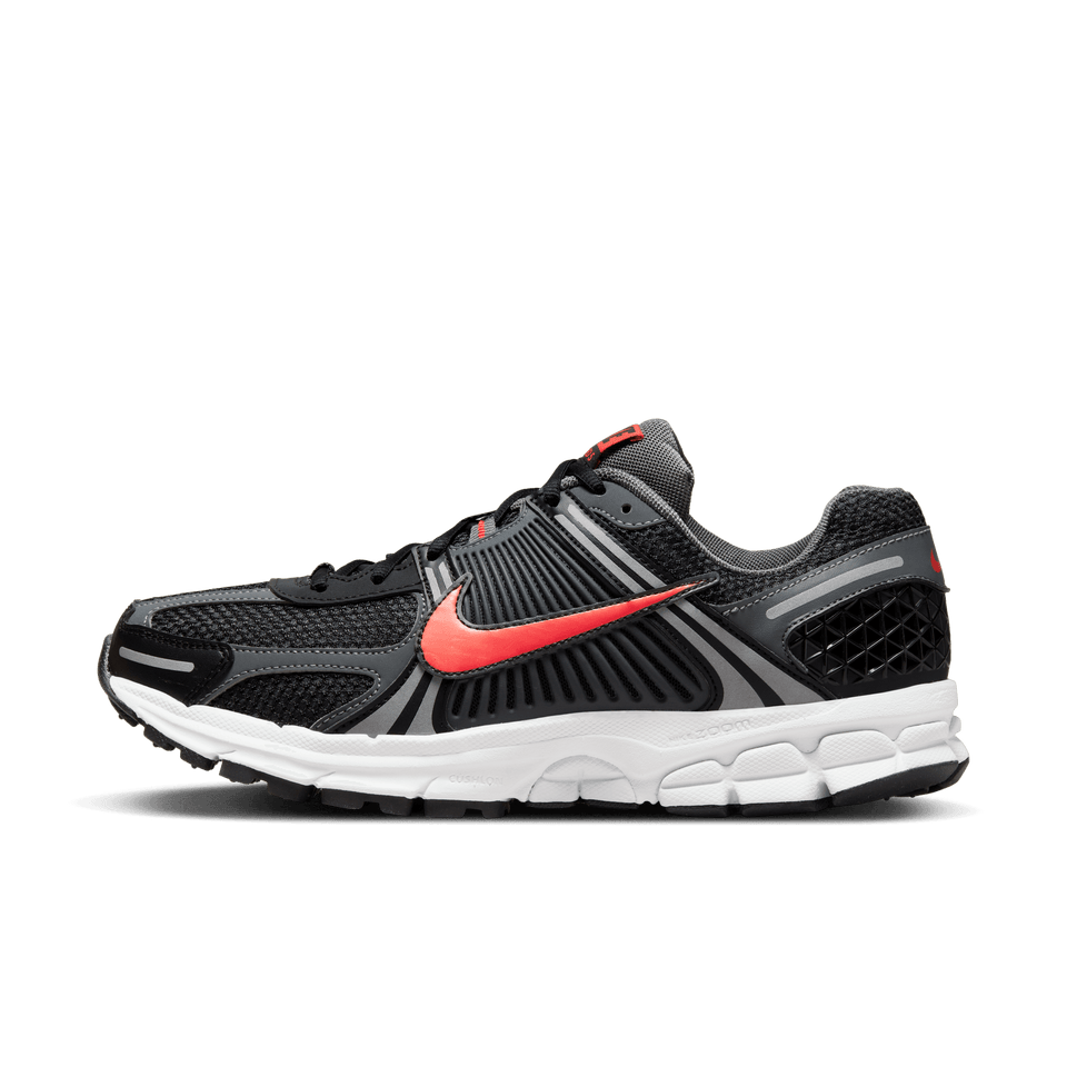 Nike Zoom Vomero 5 (Black/Picante Red/Iron Grey/Summit White) - Men