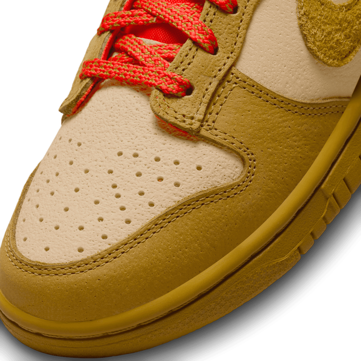 Women's Nike Dunk Low (Sesame/Bronzine-Picante Red) - Women's Nike Dunk Low (Sesame/Bronzine-Picante Red) - 