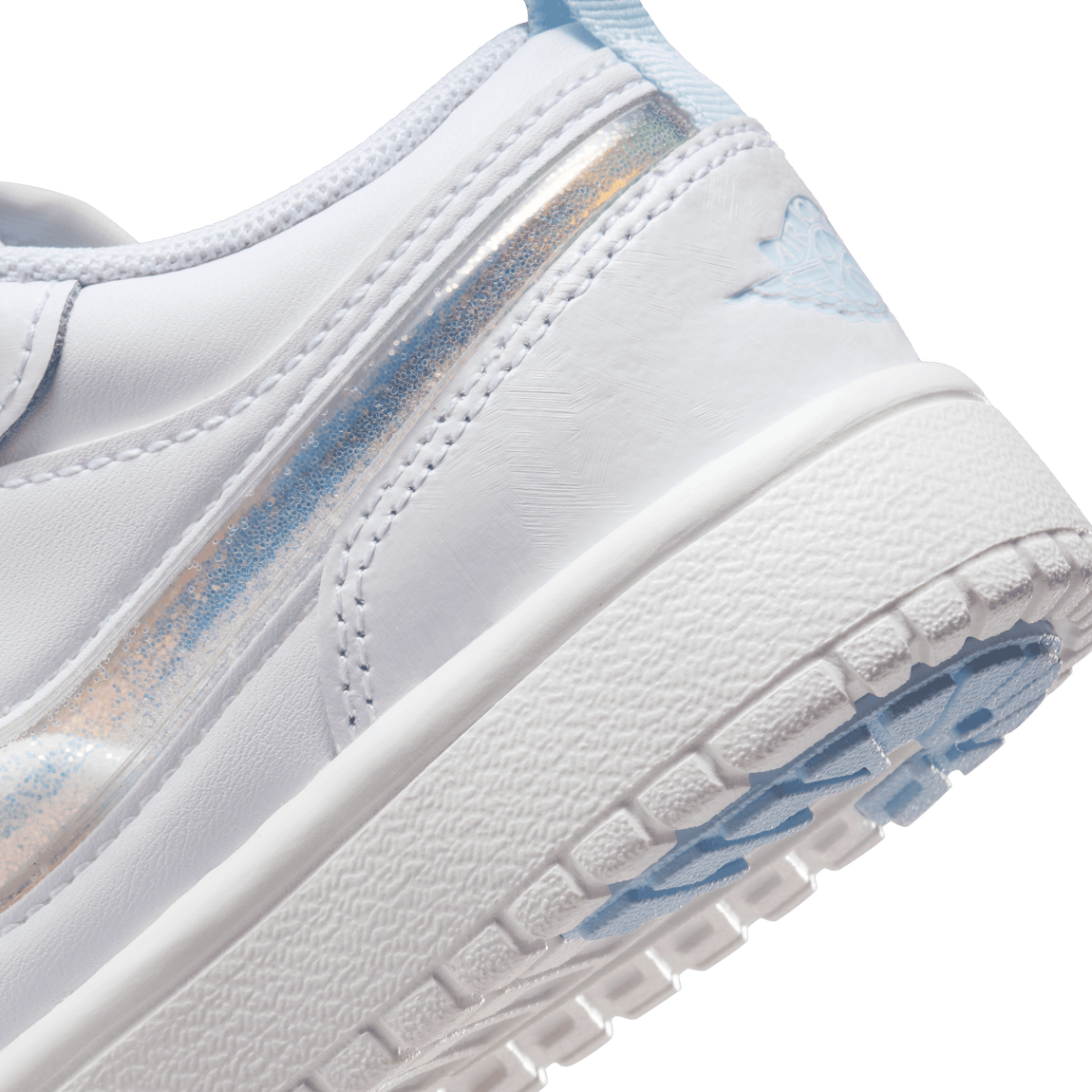 Air Jordan 1 Low ALT SE PS (White/Ice Blue-Summit White) - Air Jordan 1 Low ALT SE PS (White/Ice Blue-Summit White) - 