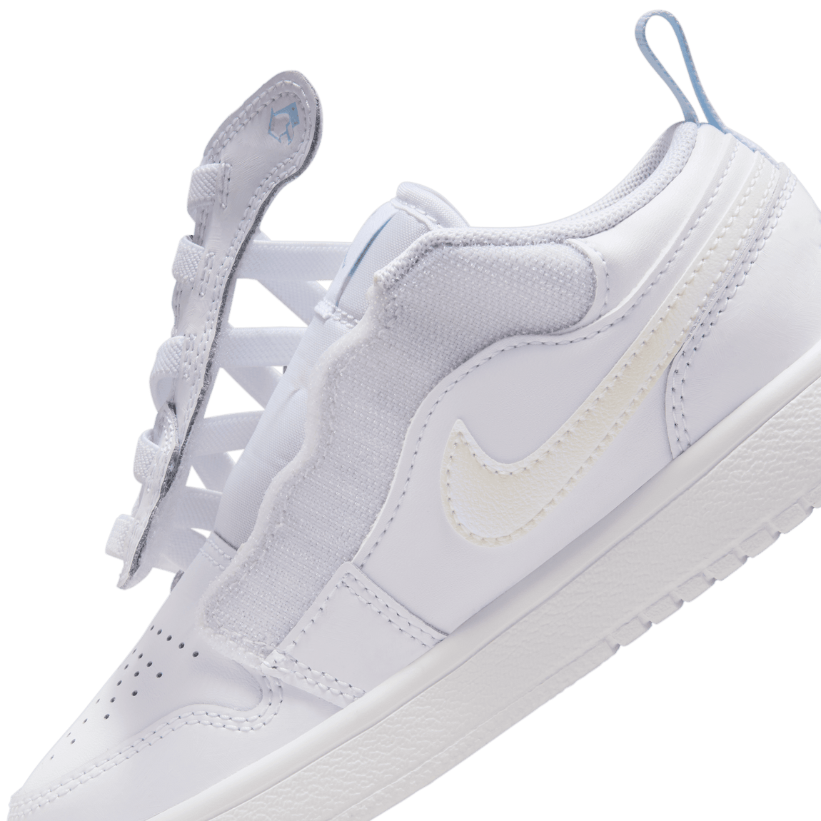 Air Jordan 1 Low ALT SE PS (White/Ice Blue-Summit White) - Air Jordan 1 Low ALT SE PS (White/Ice Blue-Summit White) - 