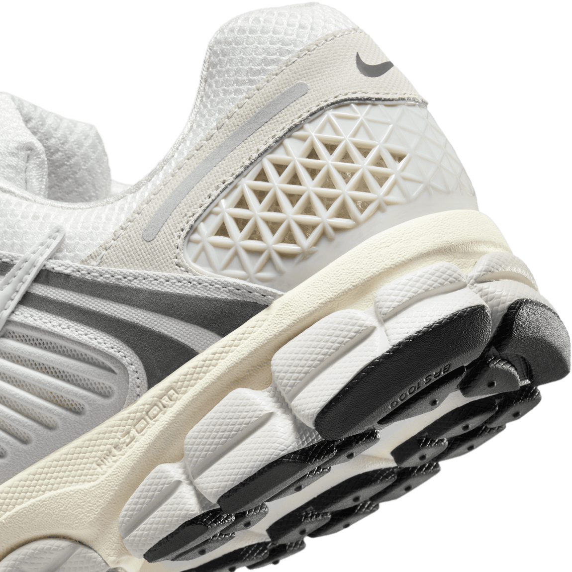 Nike Zoom Vomero 5 SE (Platinum Tint/Photon Dust-Cashmere) - Nike Zoom Vomero 5 SE (Platinum Tint/Photon Dust-Cashmere) - 