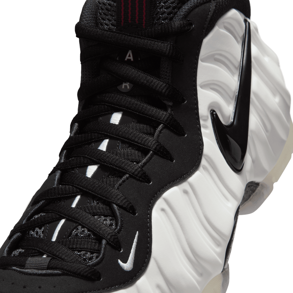 Nike Air Foamposite Pro (Pearl White/White-Black-True Red) 11/28 - Nike Air Foamposite Pro (Pearl White/White-Black-True Red) 11/28 - 
