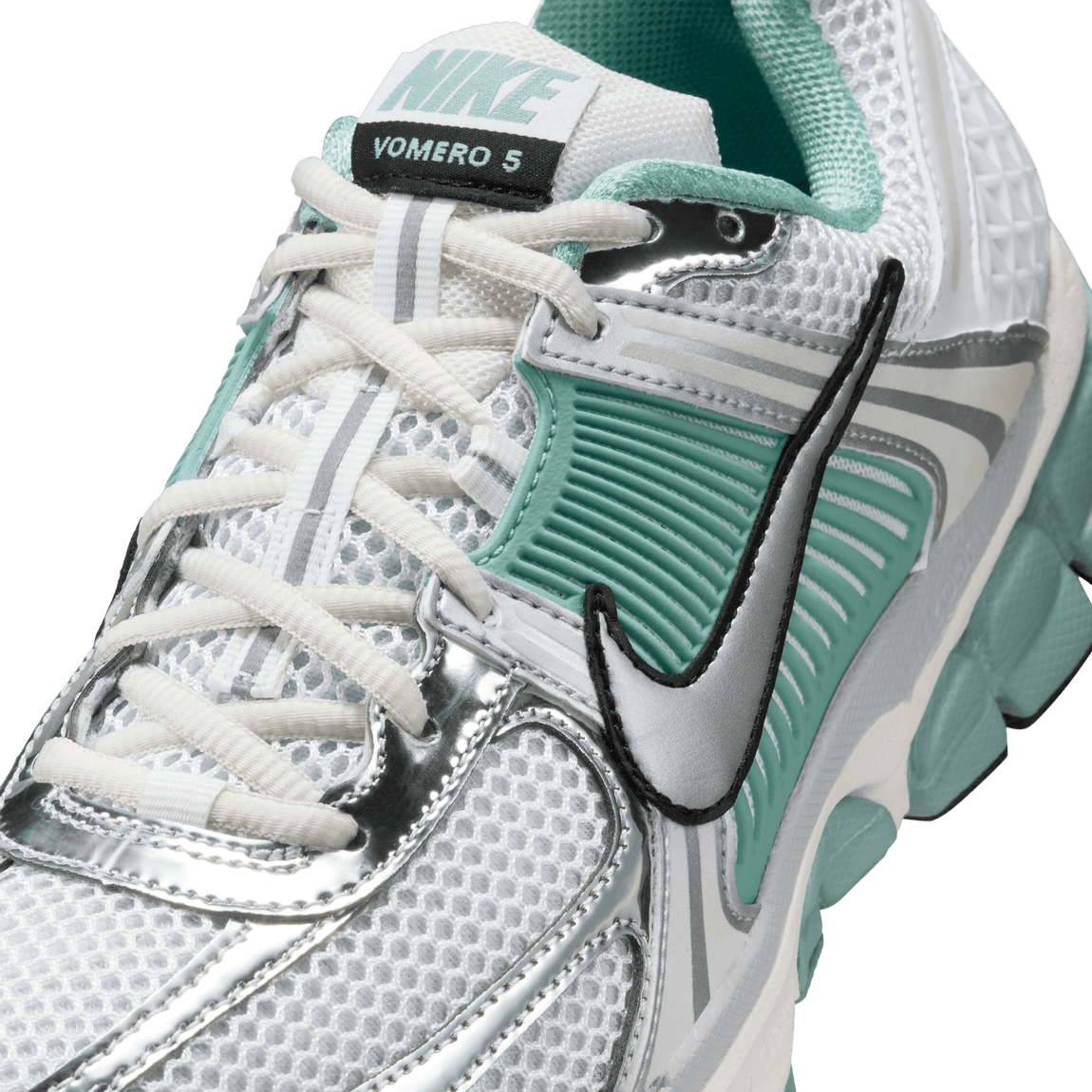 Women's Nike Zoom Vomero 5 (Summit White/Metallic Silver-Wolf Grey) - Women's Nike Zoom Vomero 5 (Summit White/Metallic Silver-Wolf Grey) - 