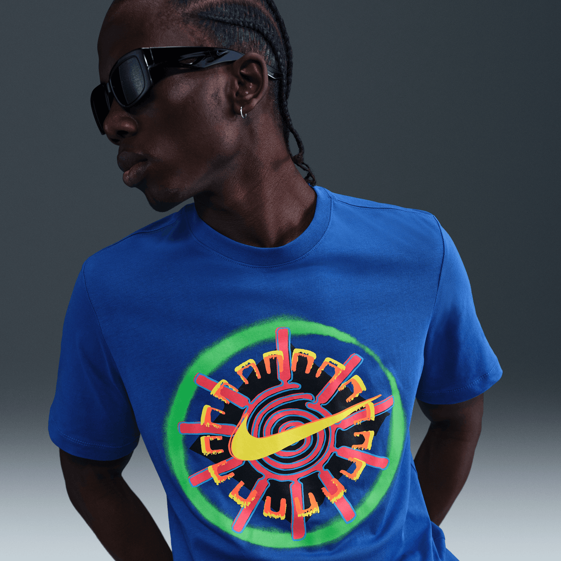 Nike Sportswear Graphic T-Shirt (Game Royal) - Nike Sportswear Graphic T-Shirt (Game Royal) - 