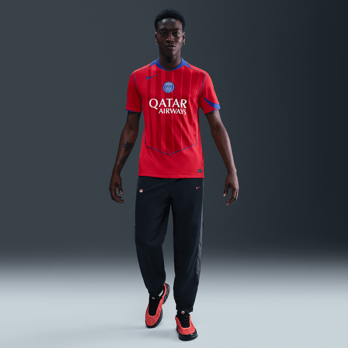 Nike Paris Saint-Germain 2025/26 Stadium Dri-FIT Total 90 Soccer Replica (Global Red/Sport Red/Hyper Royal) - Nike Paris Saint-Germain 2025/26 Stadium Dri-FIT Total 90 Soccer Replica (Global Red/Sport Red/Hyper Royal) - 