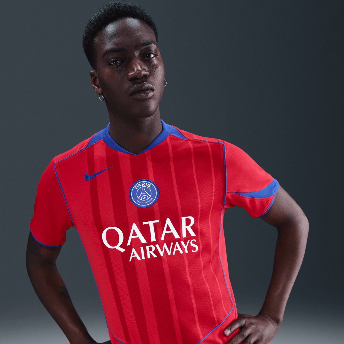 Nike Paris Saint-Germain 2025/26 Stadium Dri-FIT Total 90 Soccer Replica (Global Red/Sport Red/Hyper Royal) - Nike Paris Saint-Germain 2025/26 Stadium Dri-FIT Total 90 Soccer Replica (Global Red/Sport Red/Hyper Royal) - 