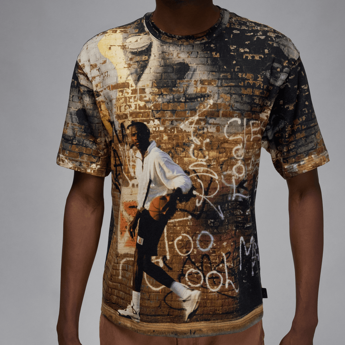 Air Jordan 85 Graphic T-Shirt (Off Noir/Sail) - Air Jordan 85 Graphic T-Shirt (Off Noir/Sail) - 