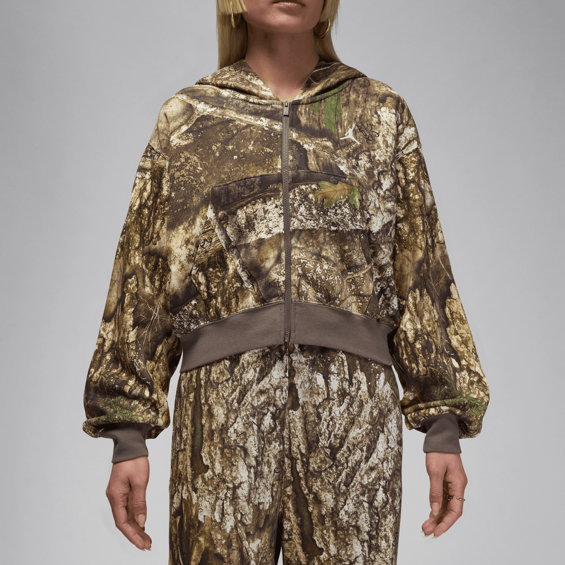 Women's Jordan Brooklyn Fleece Realtree Mod Crop Full-Zip Hoodie (Sail/Sail) - Women's Jordan Brooklyn Fleece Realtree Mod Crop Full-Zip Hoodie (Sail/Sail) - 