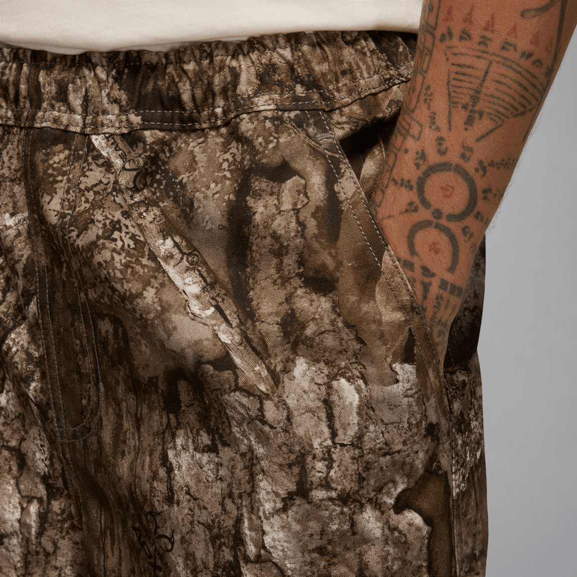 Jordan Brooklyn Woven Realtree Pants (Medium Olive/Sail) - Jordan Brooklyn Woven Realtree Pants (Medium Olive/Sail) - 