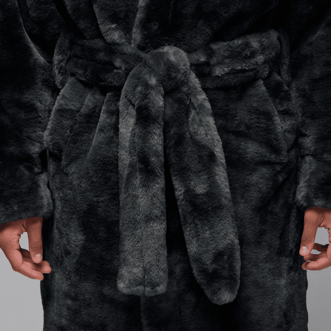 Jordan Brooklyn Holiday Fur Robe (Thunder Grey) - Jordan Brooklyn Holiday Fur Robe (Thunder Grey) - 
