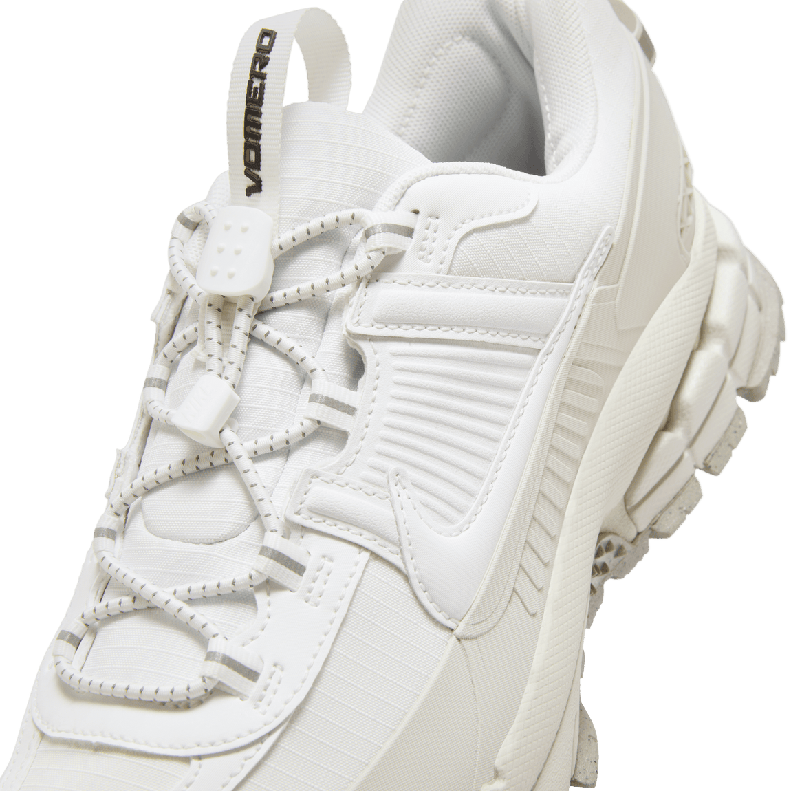 Nike Zoom Vomero Roam (Summit White/Summit White-Light Bone Nike Zoom Vomero Roam (Summit White/Summit White-Light Bone
