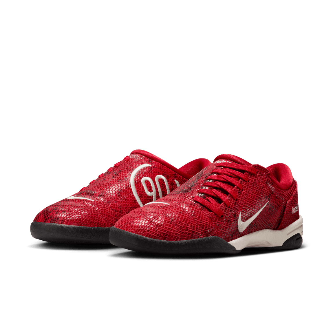 Women's Nike Total 90 SE (Fire Red/Pale Ivory-Black) 8/22 - Women's Nike Total 90 SE (Fire Red/Pale Ivory-Black) 8/22 - 