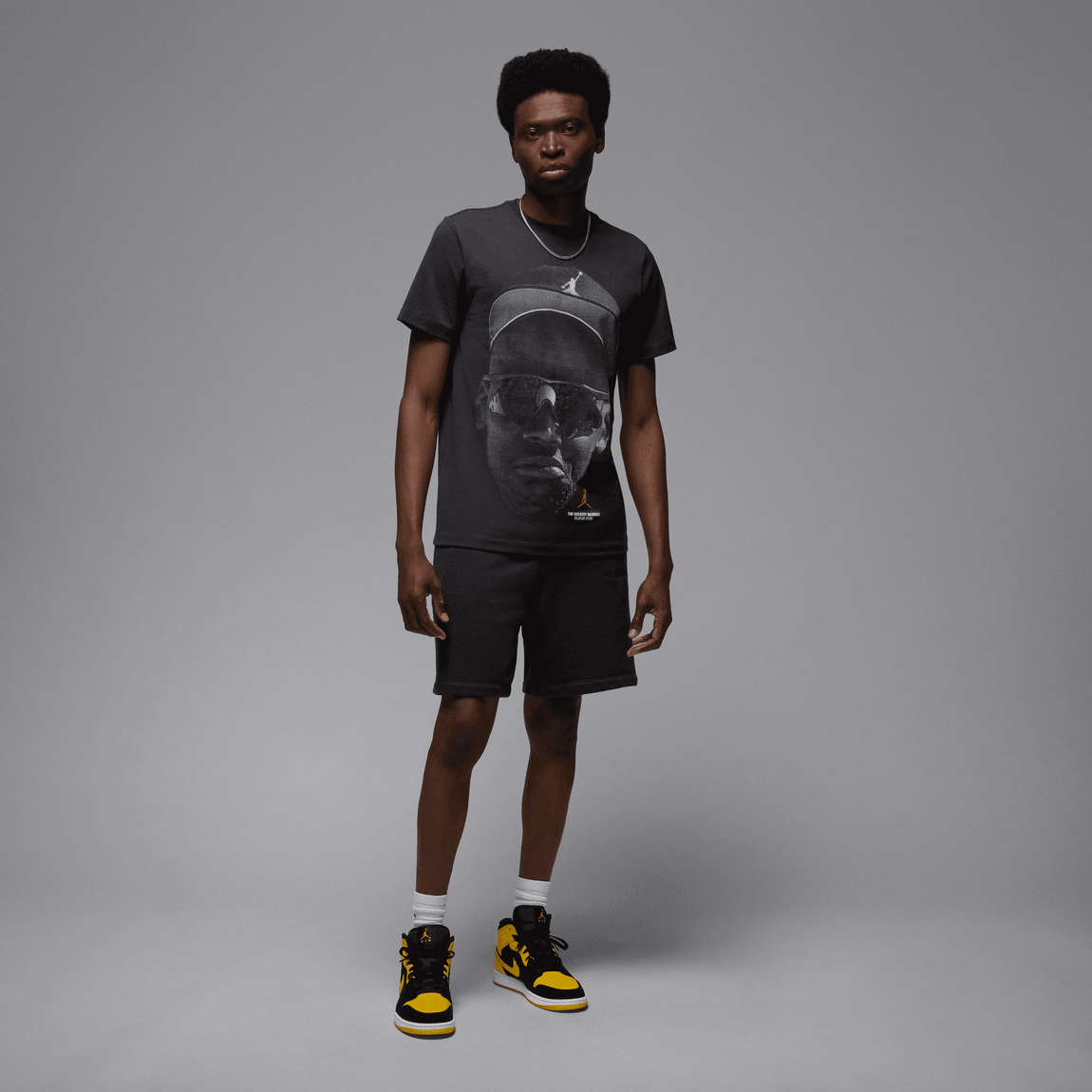 Jordan Crew-Neck T-Shirt (Off Noir) – Centre Jordan Crew-Neck T-Shirt (Off Noir) – Centre