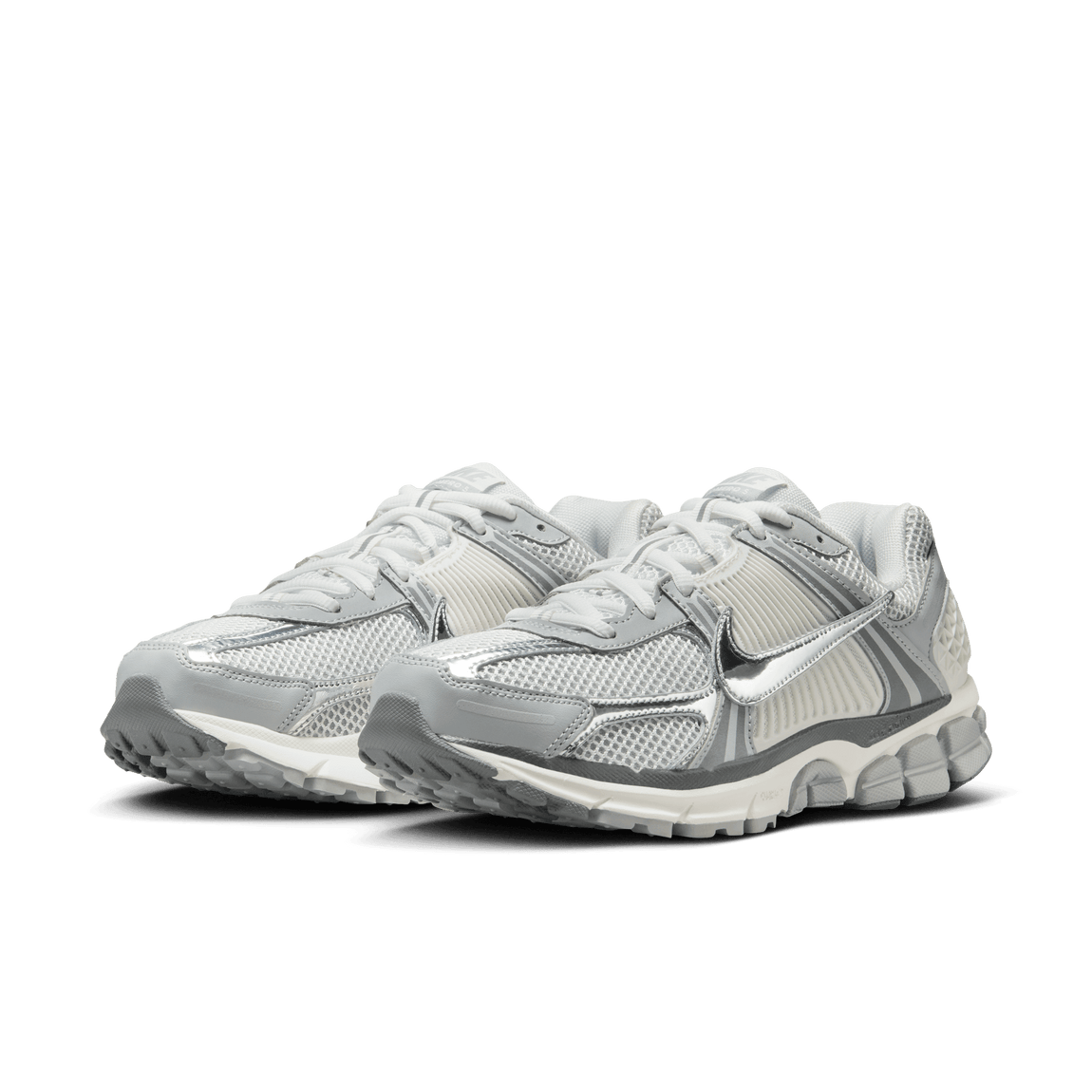 Nike Zoom Vomero 5 (Summit White/Metallic Silver) - Nike Zoom Vomero 5 (Summit White/Metallic Silver) - 