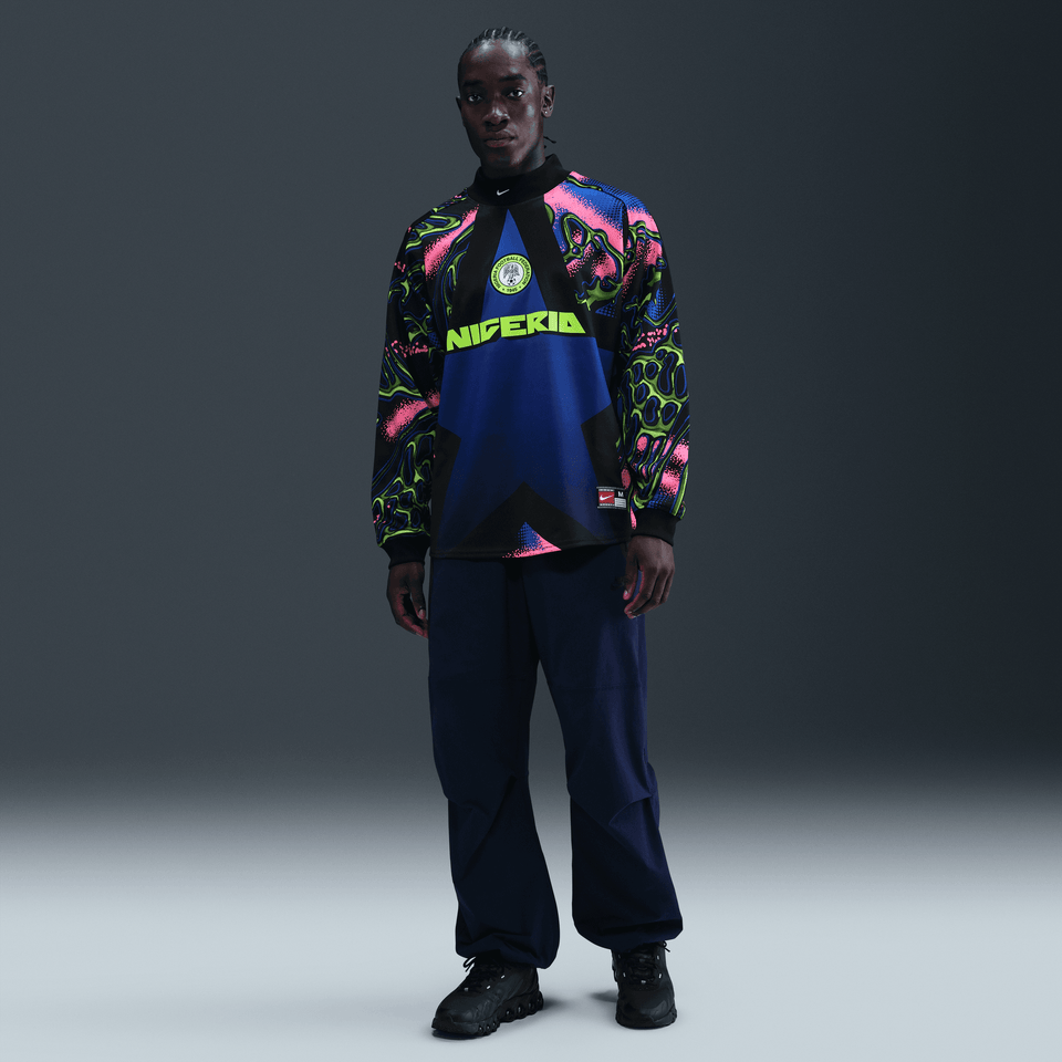 Nike Nigeria Authentic Goalkeeper Soccer Shirt (Black/Hyper Pink/White) 12/8 - Men