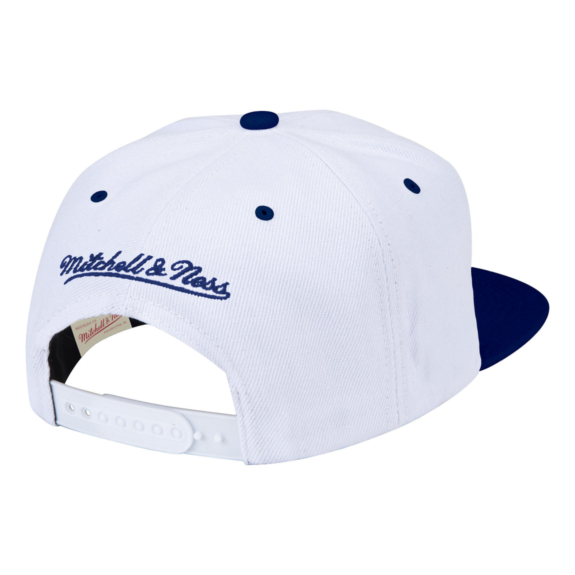 Mitchell & Ness Dallas Mavericks NBA 2 Tone Pro Crown Hardwood Classics Snapback Hat ( White / Navy ) - Mitchell & Ness Dallas Mavericks NBA 2 Tone Pro Crown Hardwood Classics Snapback Hat ( White / Navy ) - 