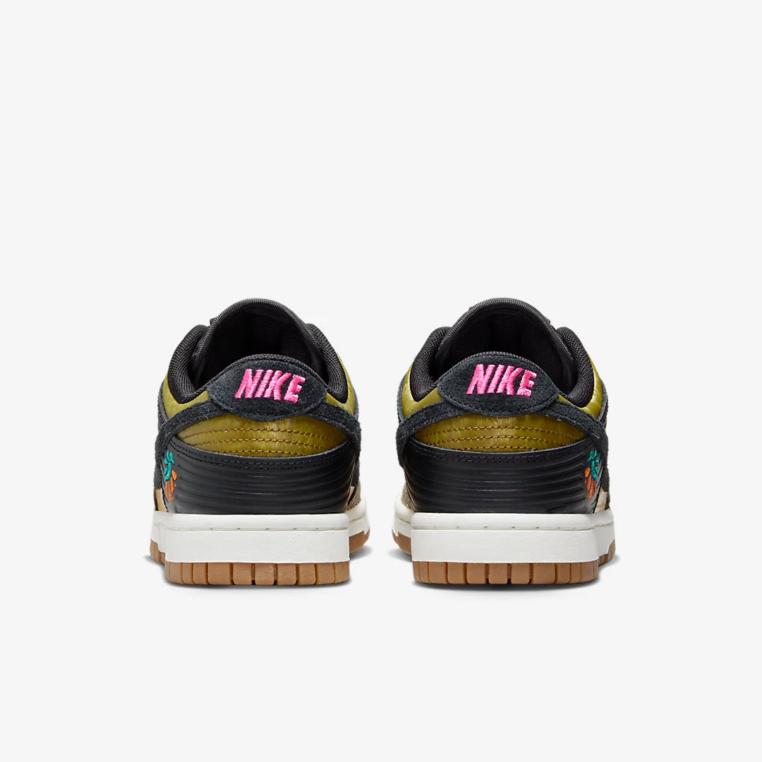 Women's Nike Dunk Low Premium 