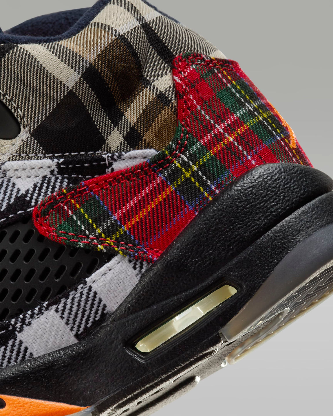 Air Jordan 5 Retro Plaid GS (Black/Total Orange-Dark Obsidian) 10/20 - Air Jordan 5 Retro Plaid GS (Black/Total Orange-Dark Obsidian) 10/20 - 
