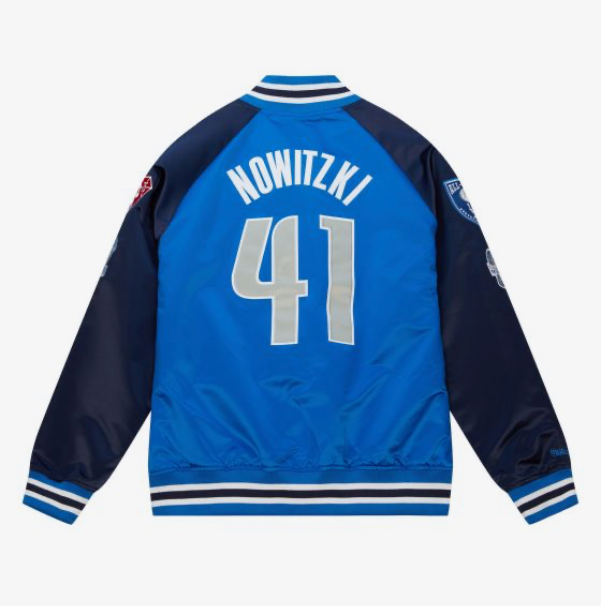 Mitchell & Ness NBA Hall of Fame Dallas Mavericks Dirk Nowitzki Satin Jacket ( Blue ) - Mitchell & Ness NBA Hall of Fame Dallas Mavericks Dirk Nowitzki Satin Jacket ( Blue ) - 