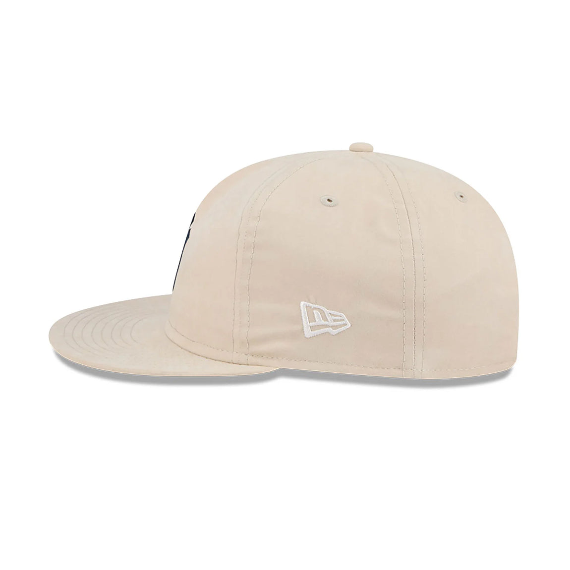 New Era 9FIFTY New York Yankees Brushed Nylon Strapback Cap (Cream) - New Era 9FIFTY New York Yankees Brushed Nylon Strapback Cap (Cream) - 