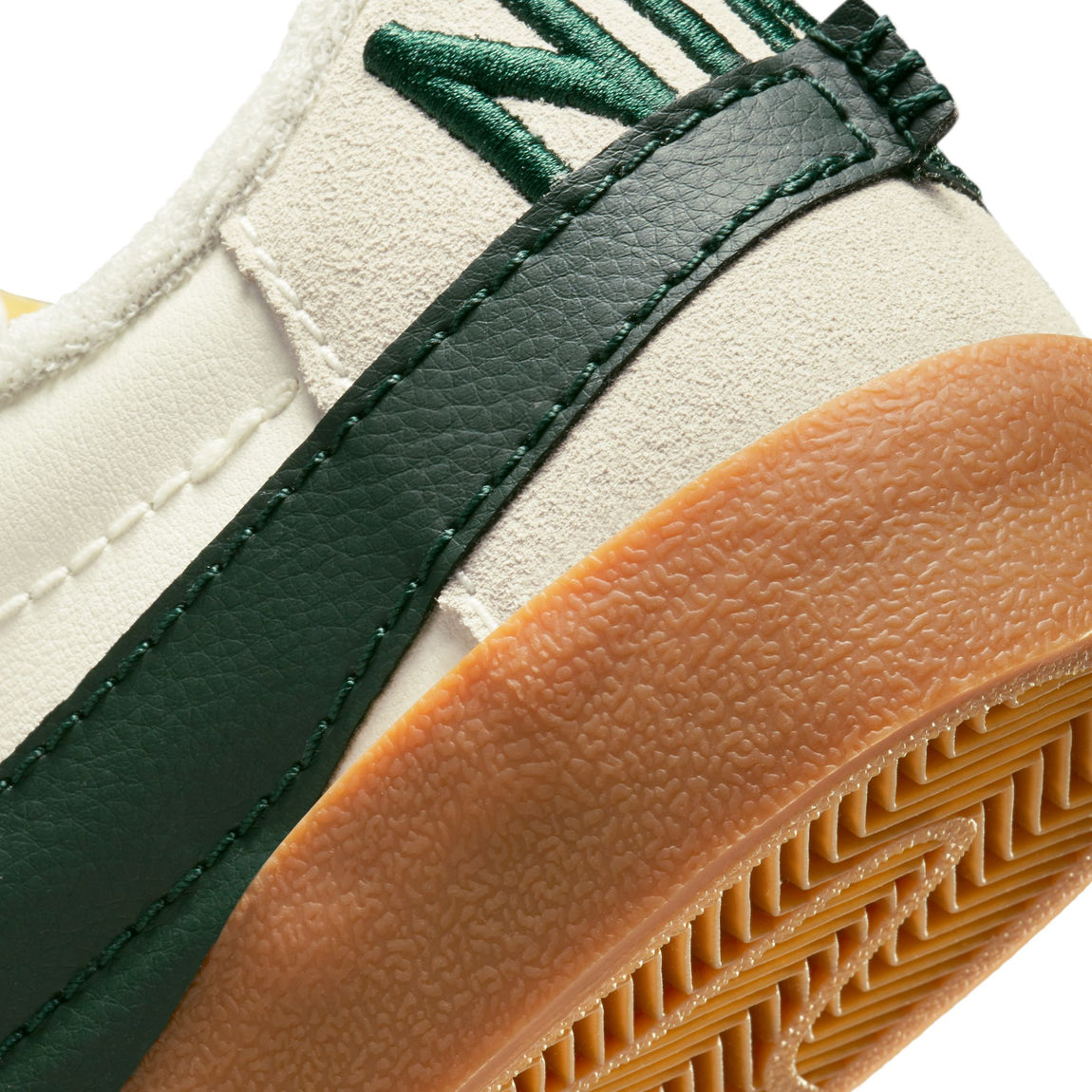 Nike Blazer Low '77 Jumbo Winter (Sail/Pro Green-Gum Medium Brown) - Nike Blazer Low '77 Jumbo Winter (Sail/Pro Green-Gum Medium Brown) - 