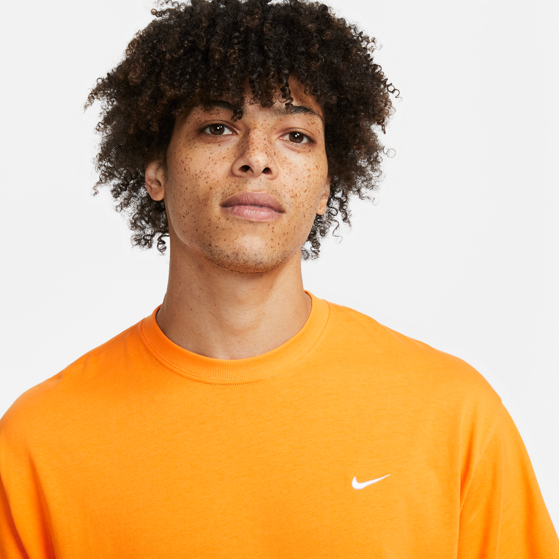 Nike Men's Solo Swoosh Tee (Kumquat/White) - Nike Men's Solo Swoosh Tee (Kumquat/White) - 