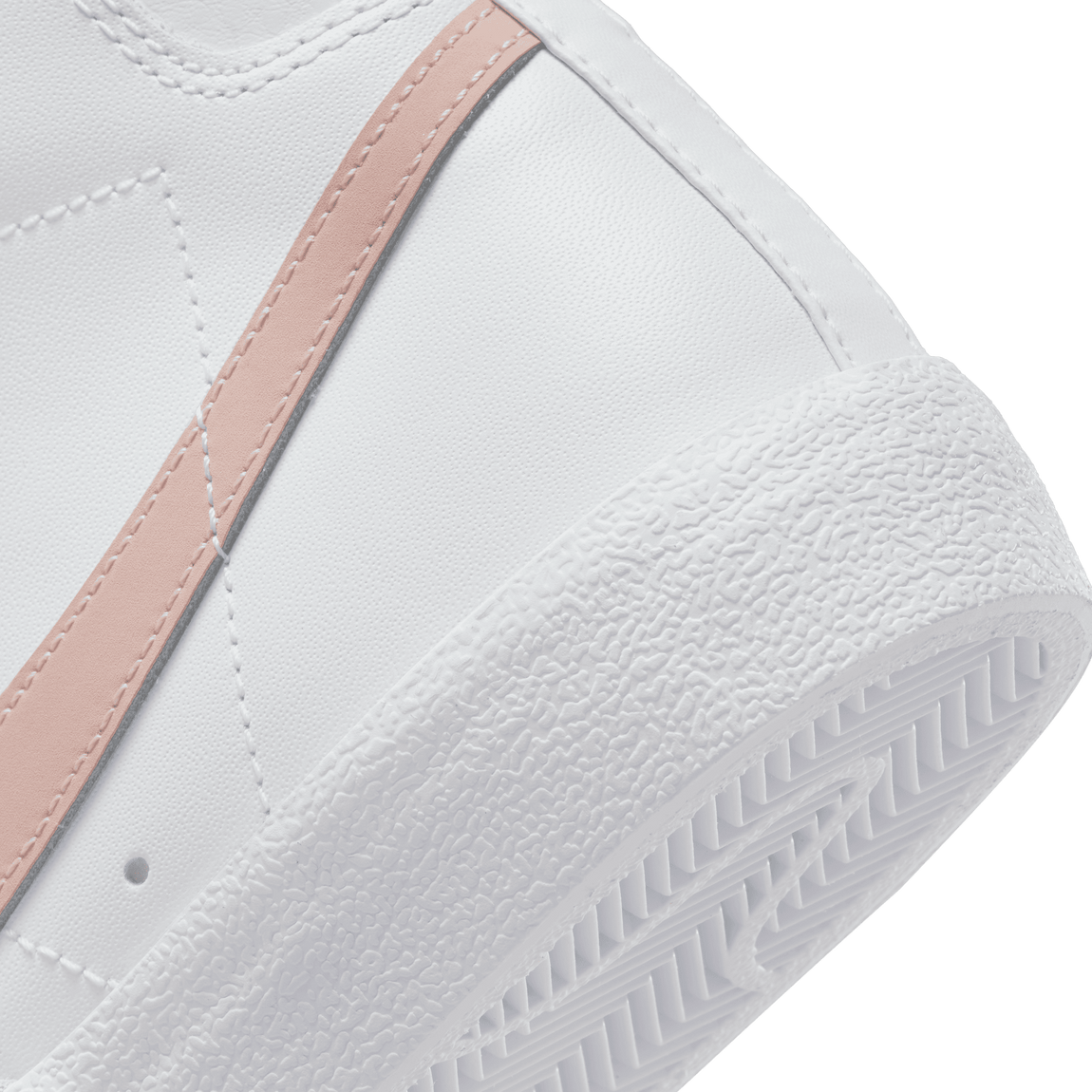 Nike Women's Blazer Mid (White/Pink Oxford/Black) - Nike Women's Blazer Mid (White/Pink Oxford/Black) - 