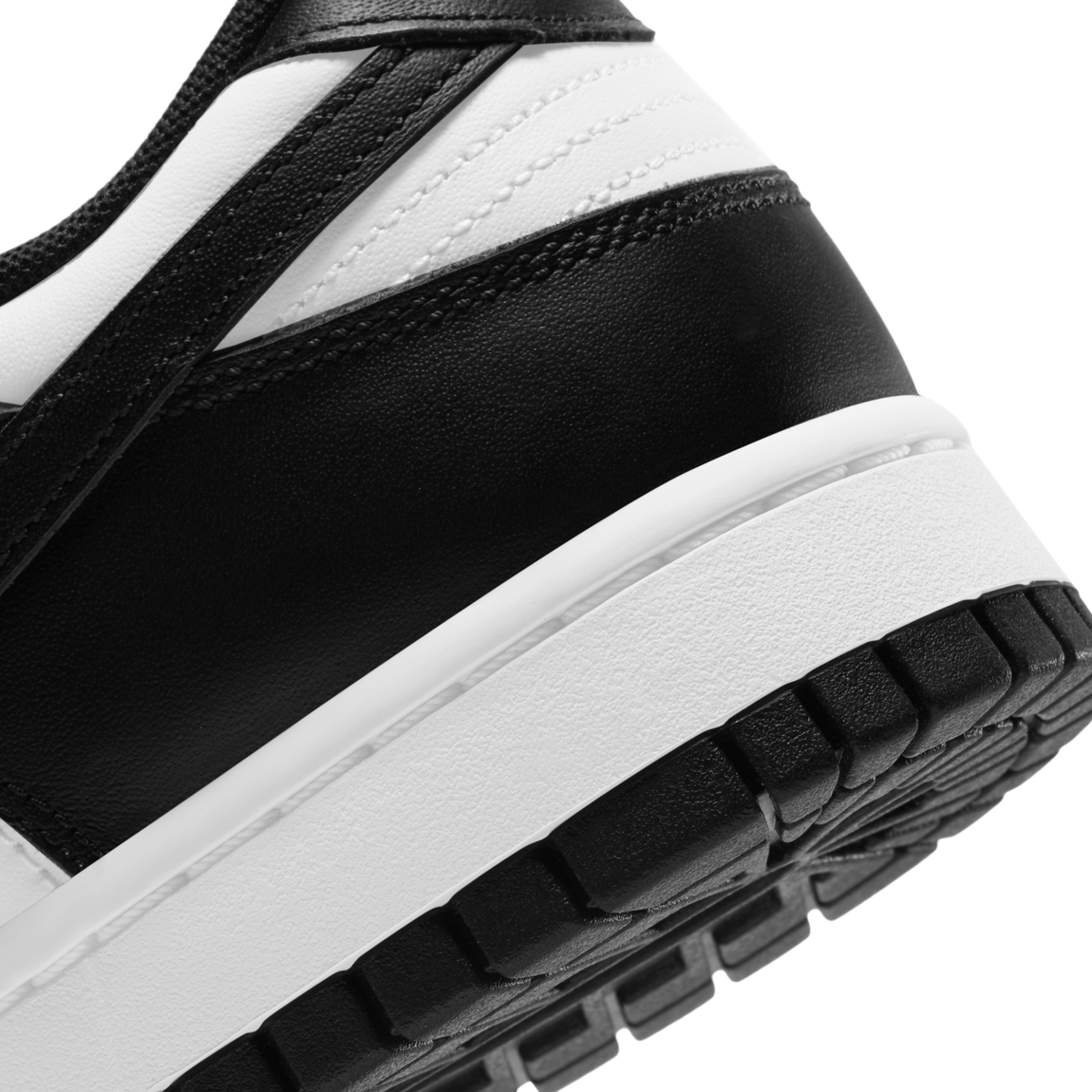 Nike Dunk Low Retro 