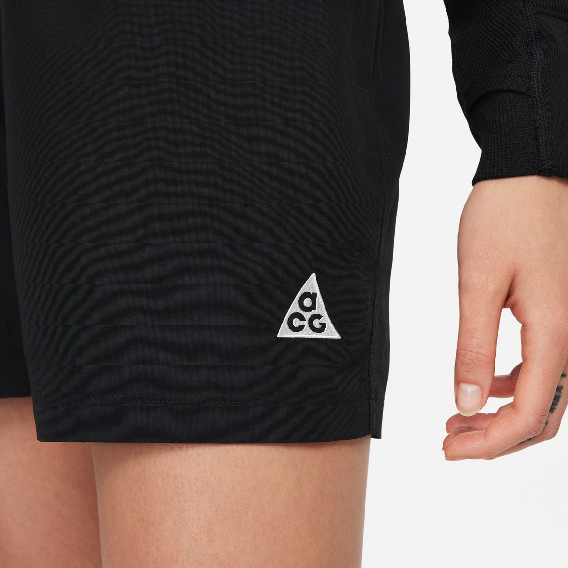 Nike Women's ACG Oversized Shorts (Black) - Nike Women's ACG Oversized Shorts (Black) - 