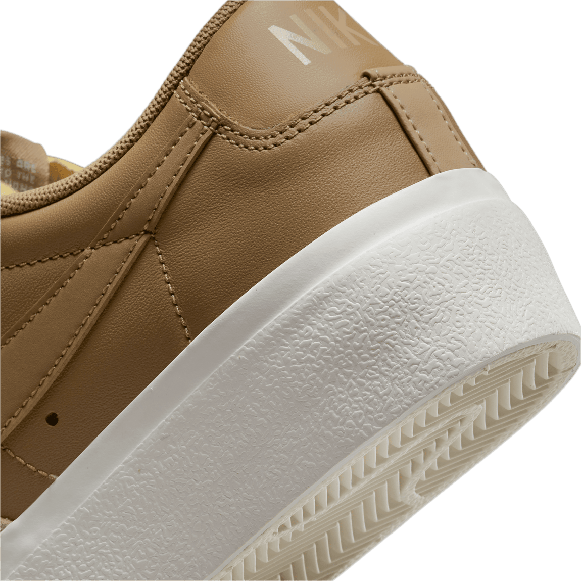 Nike Blazer Low 77 Platform Dk Driftwood/Hemp Womens