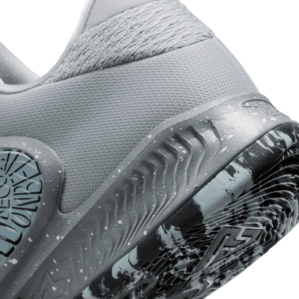 Nike Zoom Freak 4 (Wolf Grey/White-Cool Grey) - Nike Zoom Freak 4 (Wolf Grey/White-Cool Grey) - 