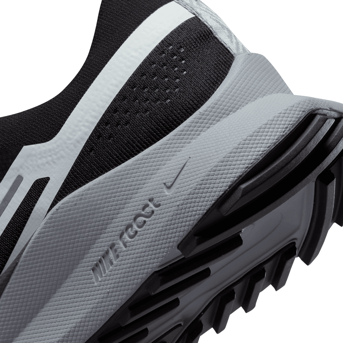 Nike React Pegasus Trail 4 (Black/Aura/Dark Grey-Wolf Grey) - Nike React Pegasus Trail 4 (Black/Aura/Dark Grey-Wolf Grey) - 