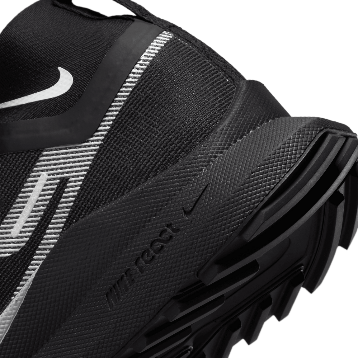 Nike React Pegasus Trail 4 Gore-Tex (Black/Wolf Grey-Reflective Silver) - Nike React Pegasus Trail 4 Gore-Tex (Black/Wolf Grey-Reflective Silver) - 